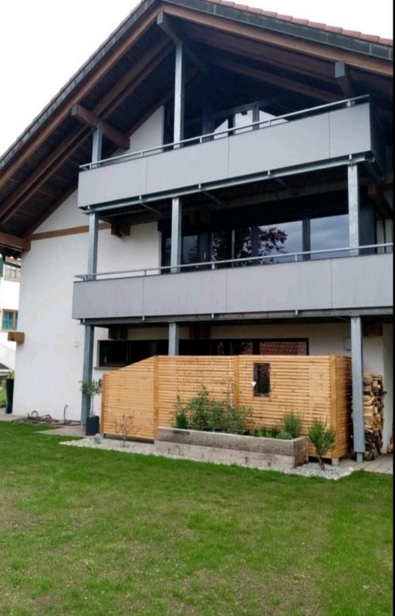 Schoene Einzimmer Wohnung Zwischen Bodensee Und Allgaeu Neukirch  Buitenkant foto